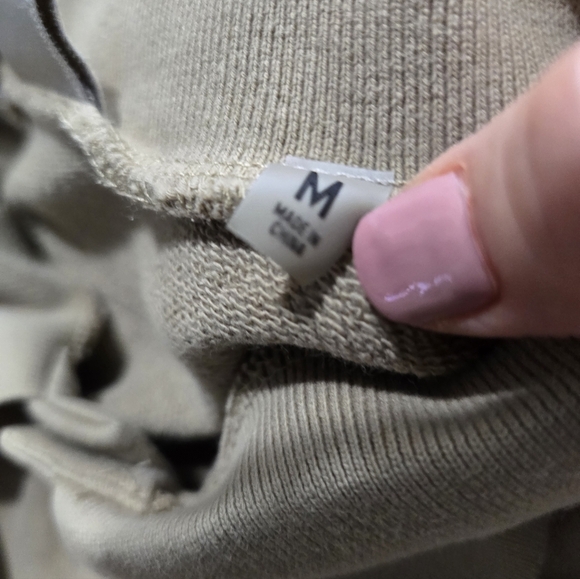 Essentials Fall Limited Addition Heather Grey Polo Sweatshirt Size Medium - Picture 4 of 7